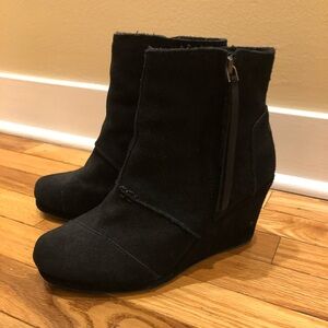 Tom’s suede wedge ankle boots